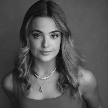 Erin-Sophie Halliday, Ensemble, MAMMA MIA! 2025 International Tour Cast