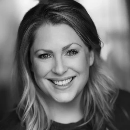 Rosie Glossop as Rosie, MAMMA MIA! 2025 International Tour Cast