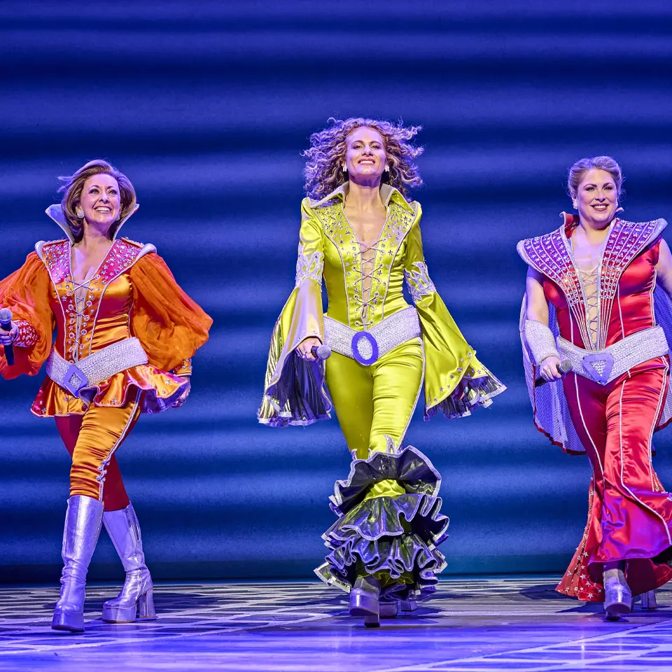 MAMMA MIA! UK Tour 2025 - 2026 cast. Photography by Brinkhoff/Mögenburg