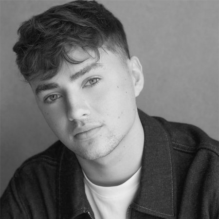 Albert Green, Eddie MAMMA MIA! International Tour 2025 - 2026 cast member.