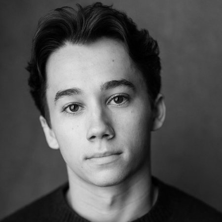 Sullivan Martin, Ensemble MAMMA MIA! International Tour 2025 - 2026 cast member.