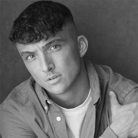 Benjamin Kempton - Ensemble - London Cast 2026/27