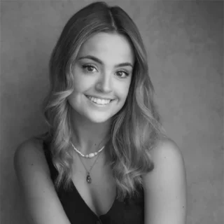 Erin-Sophie Halliday - Ensemble - London Cast 2026/27