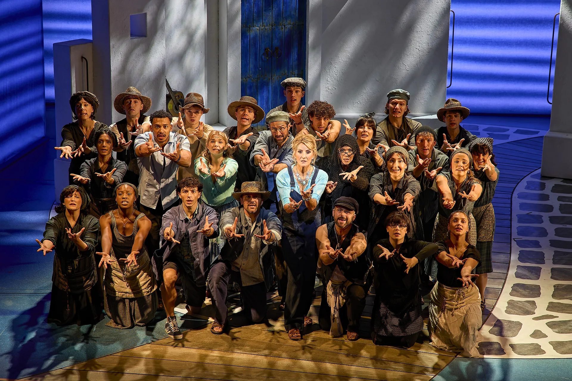 MAMMA MIA! London 2026 - 2027 cast. Photography by Brinkhoff/Mögenburg