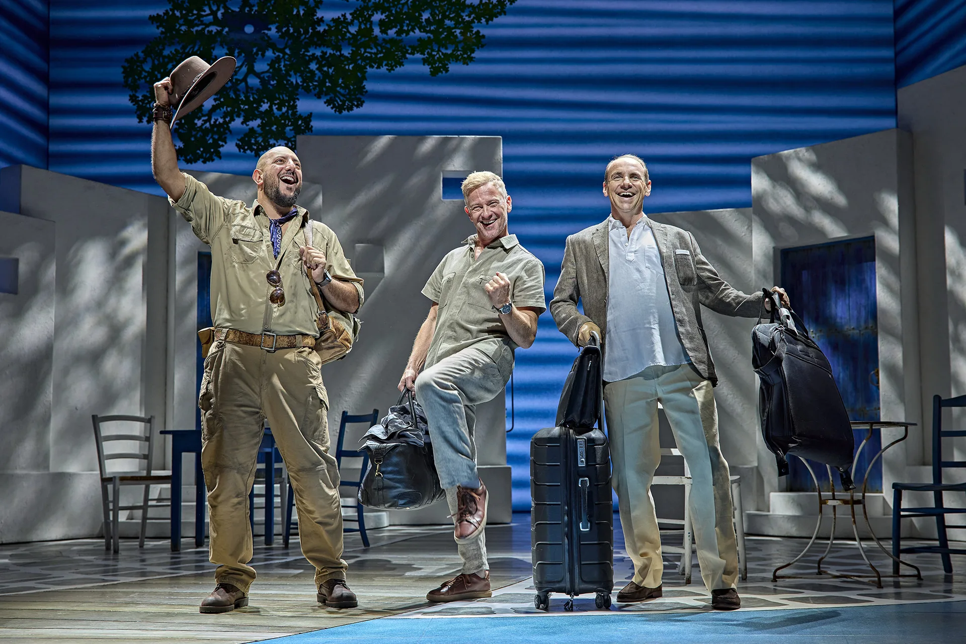 MAMMA MIA! London 2026 - 2027 cast. Photography by Brinkhoff/Mögenburg