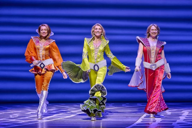 MAMMA MIA! London 2026 - 2027 cast. Photography by Brinkhoff/Mögenburg