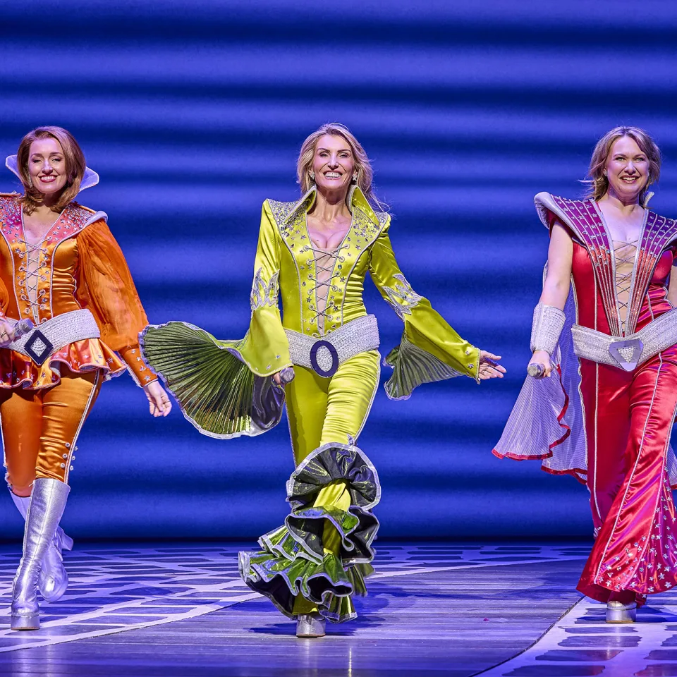 MAMMA MIA! London 2026 - 2027 cast thumbnail. Photography by Brinkhoff/Mögenburg